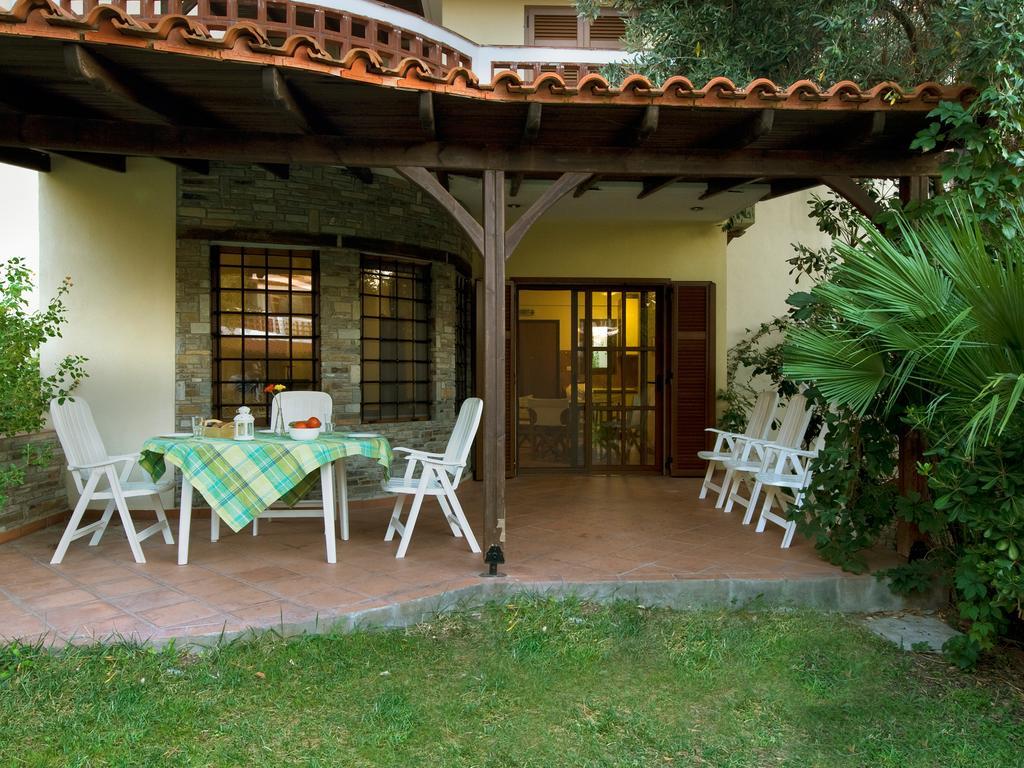 Amaryllis Summer Maisonettes Possidi Room photo